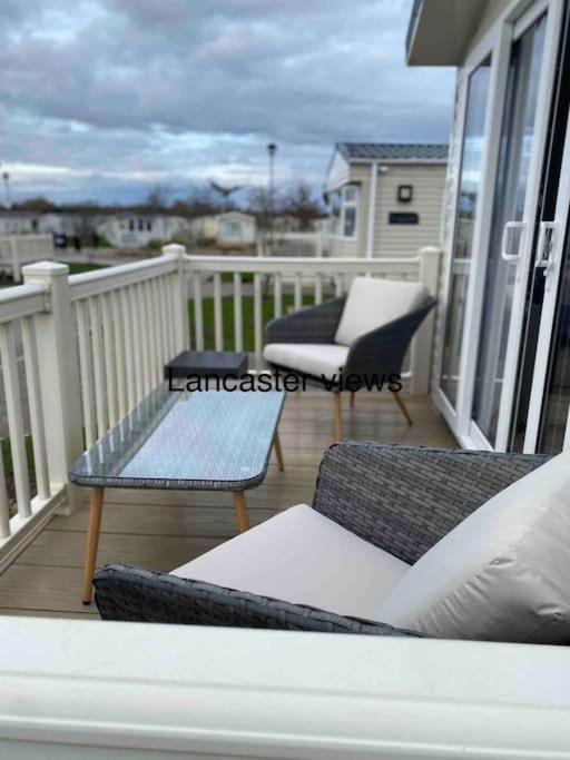 Lancaster Views, Luxury 2022 With Hot Tub * Tattershall