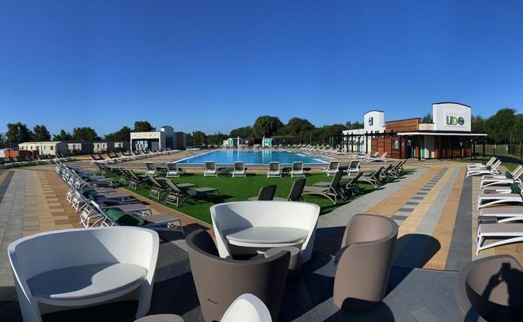 Campsite Lancaster Views, Luxury 2022 With Hot Tub Tattershall