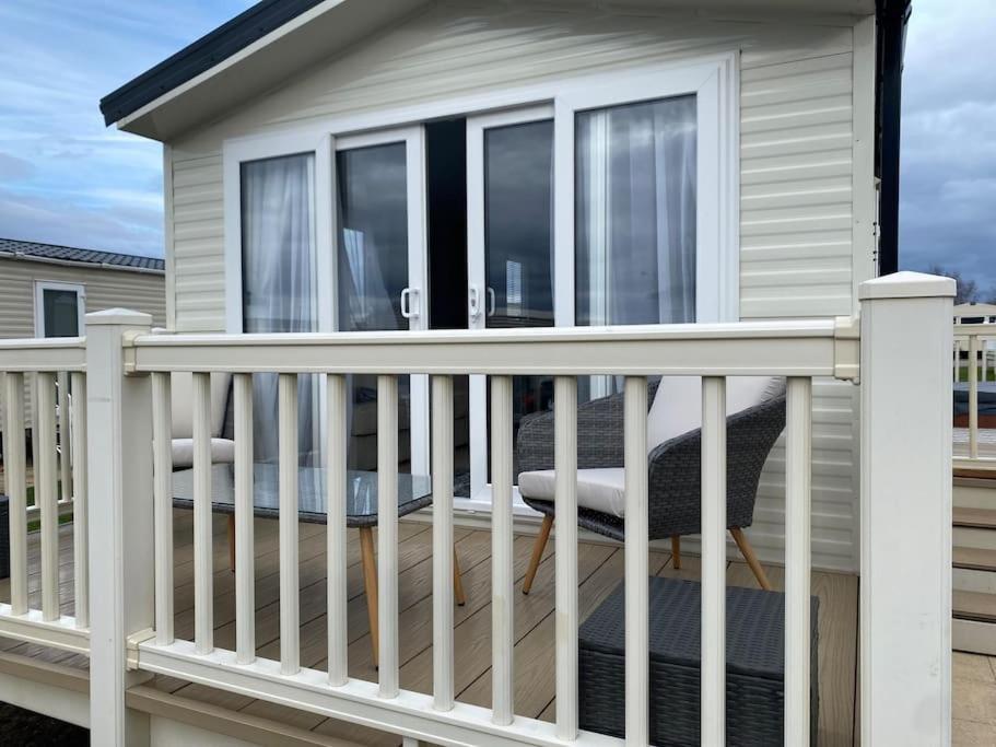 Lancaster Views, Luxury 2022 With Hot Tub Tattershall